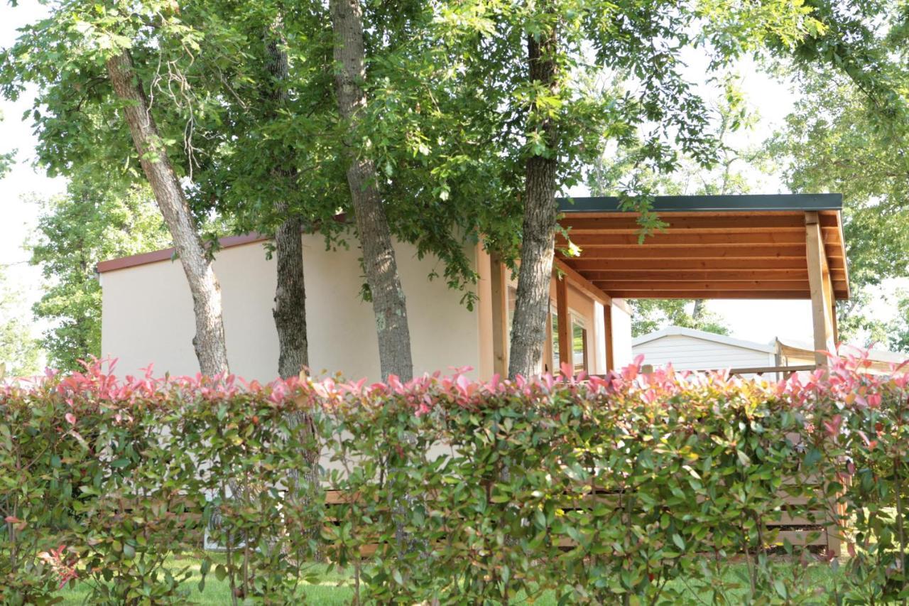 Camping Adria Mobile Home Park Umag Exterior photo