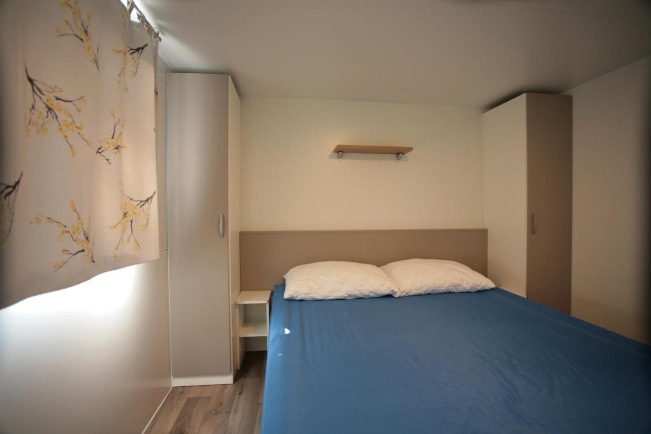 Camping Adria Mobile Home Park Umag Exterior photo
