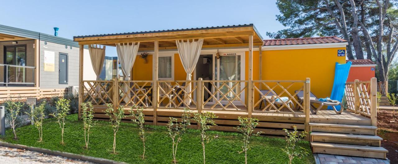 Camping Adria Mobile Home Park Umag Exterior photo