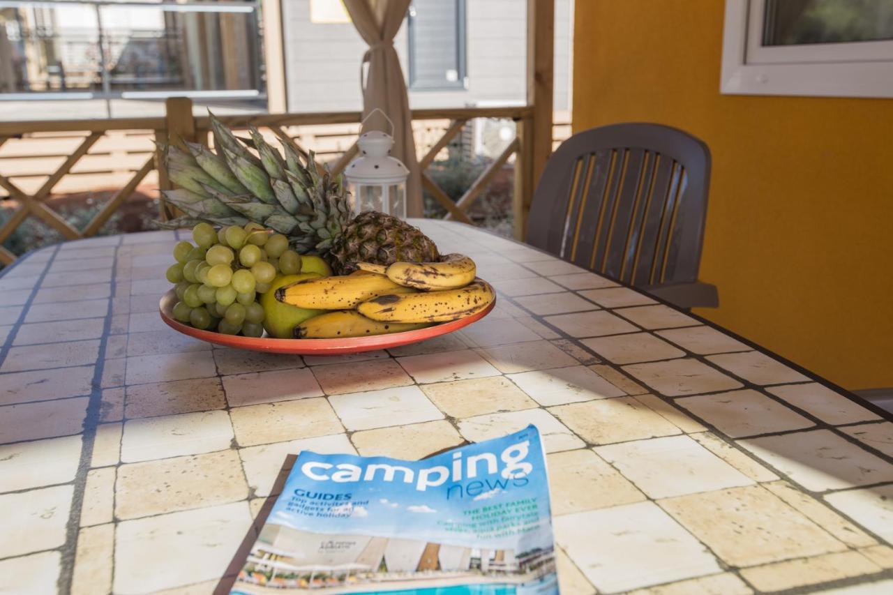 Camping Adria Mobile Home Park Umag Exterior photo